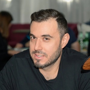 Егизарян Виталий 